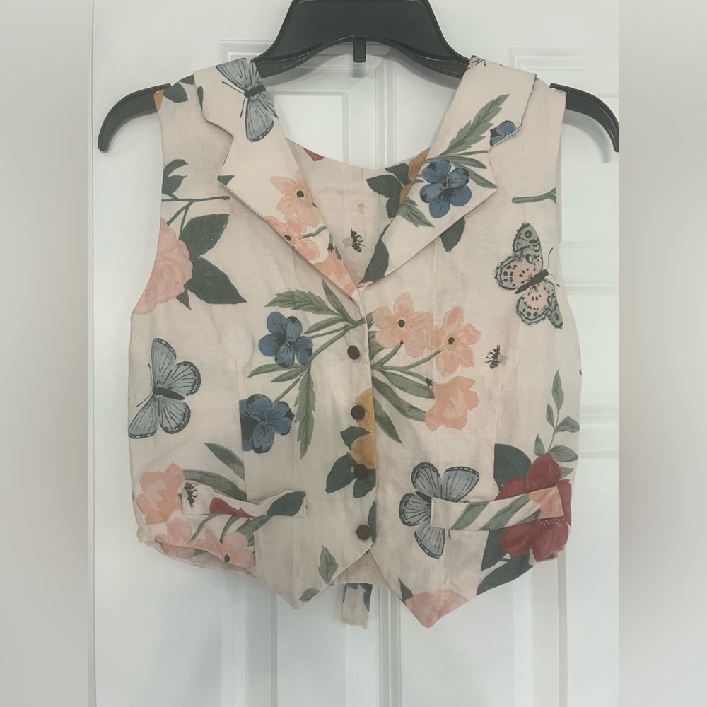 SOLD (Look alike) Little Women Atelier Vest “Son de Flor” fabric 100% linen